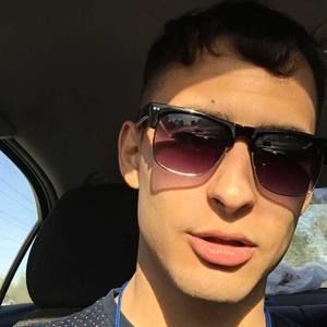 Meet your Posher, Devon